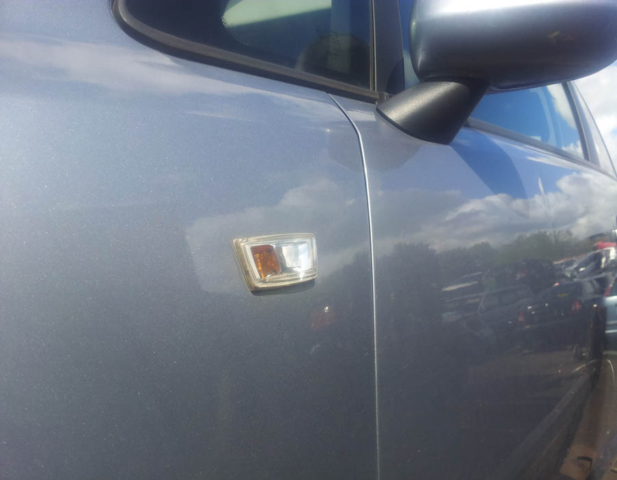 Vauxhall Corsa Design side-repeater-passenger-side-front